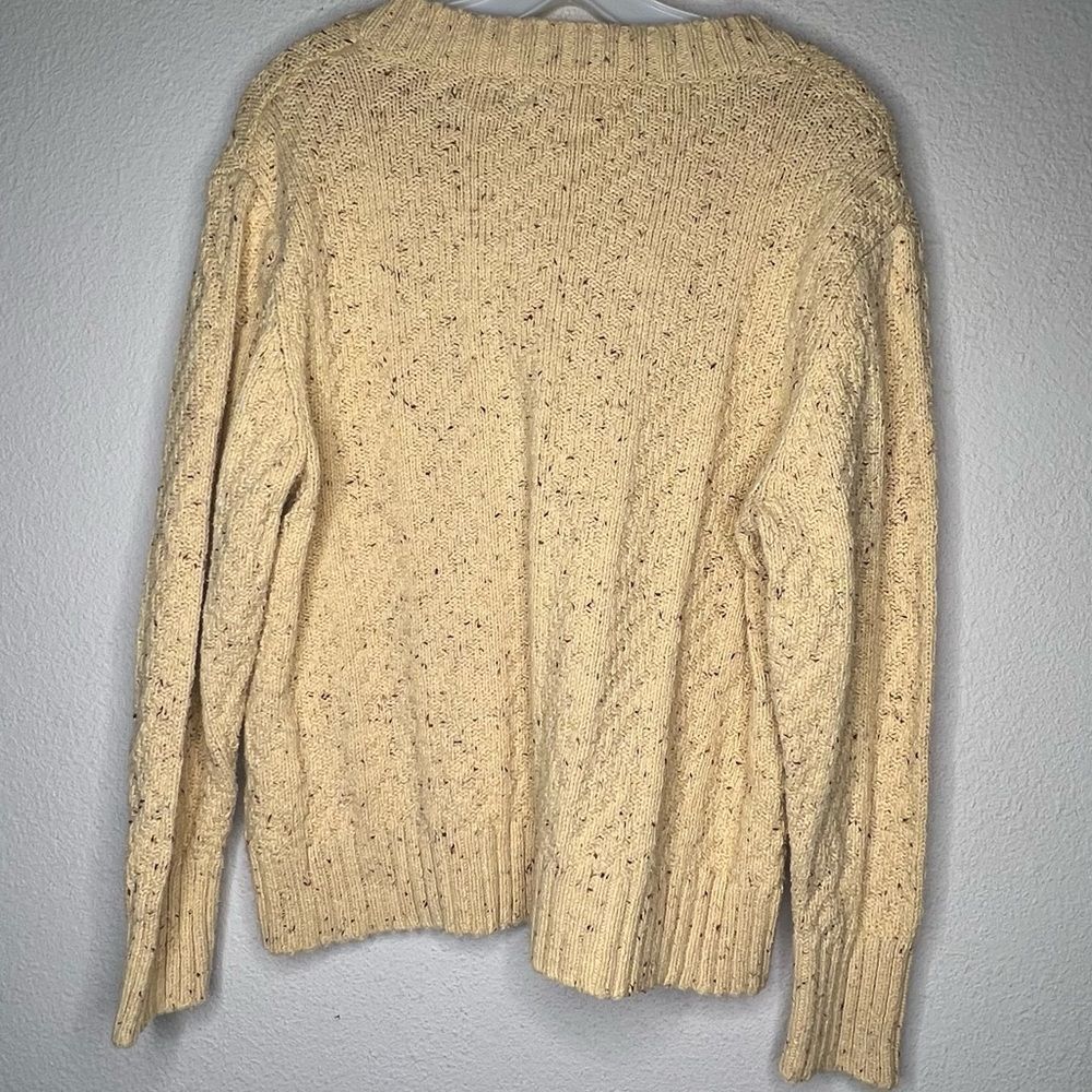 Cabela's Sweater - Picture 7 of 9
